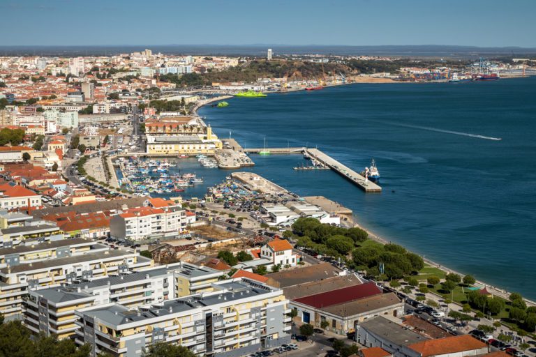 IHRU lança concursos para habitação acessível em Setúbal e Vila Nova de Gaia